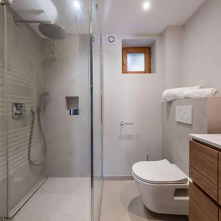 Charming 50m² In 1850 - Wifi, Terrace, Locker - Sleeps 4 - Chenus Quartier - Fr-1-631-149 Appartamento